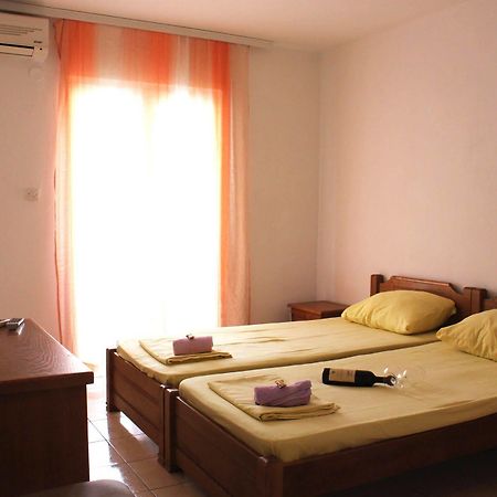 Guesthouse Sun Hostel ブドヴァ エクステリア 写真