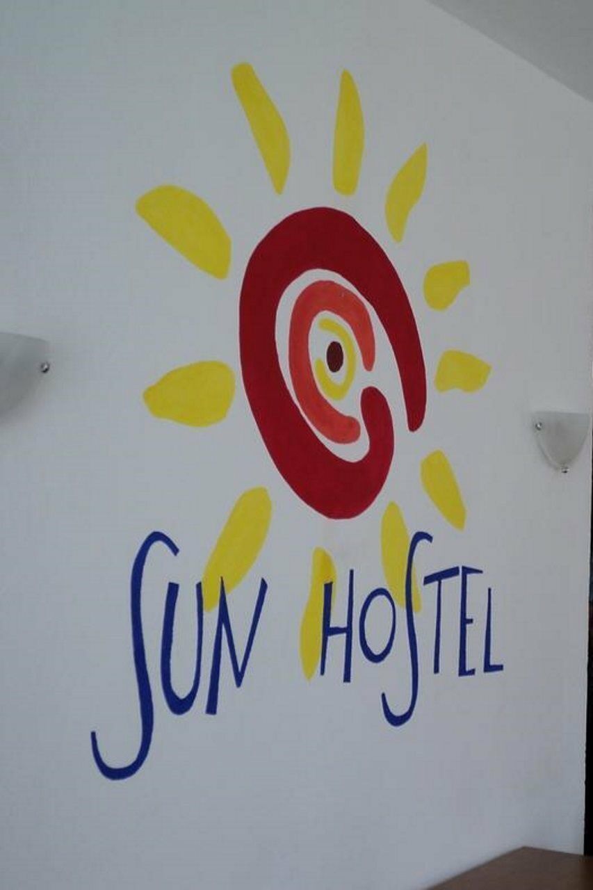 Guesthouse Sun Hostel ブドヴァ エクステリア 写真